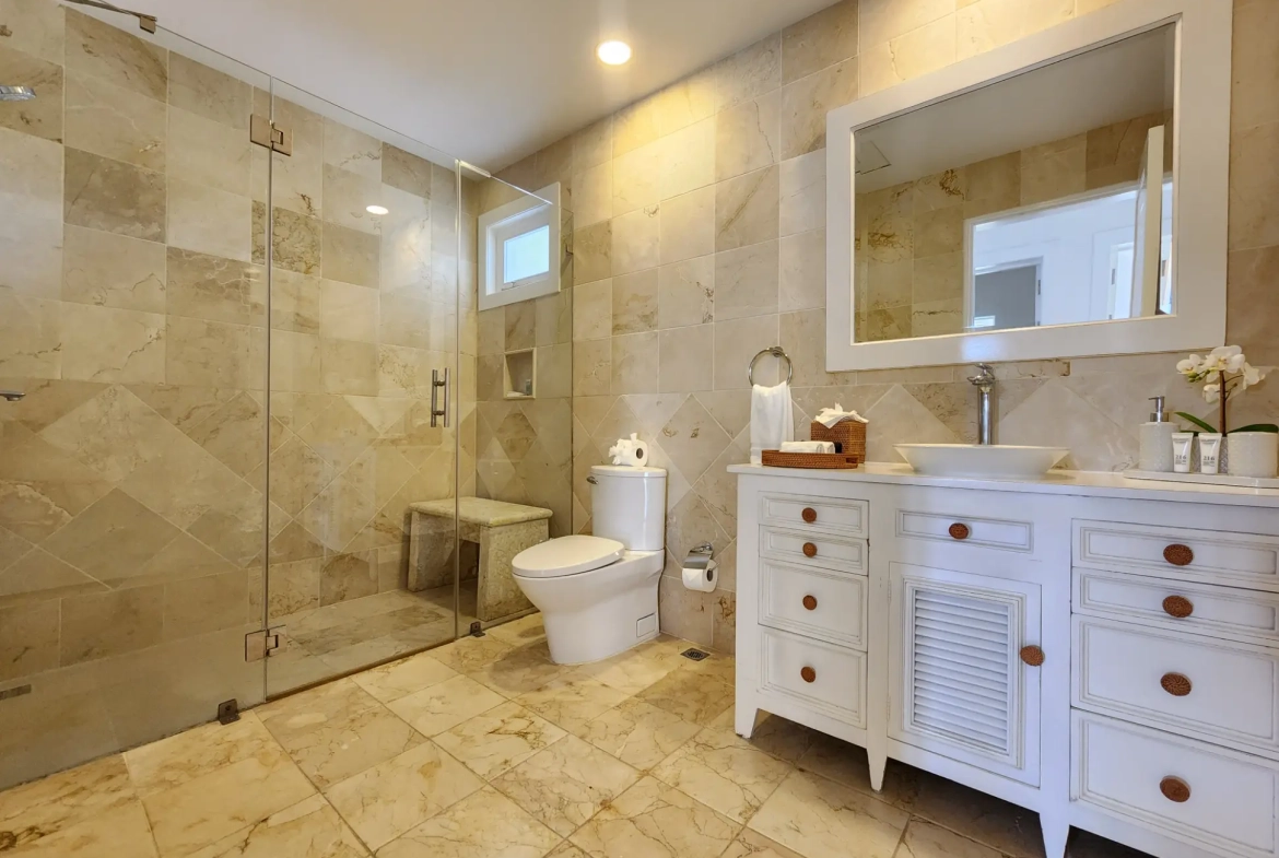 ID , Tortuga, Eight Bedroom Villa For Sale in Punta Cana Resort and Club ()
