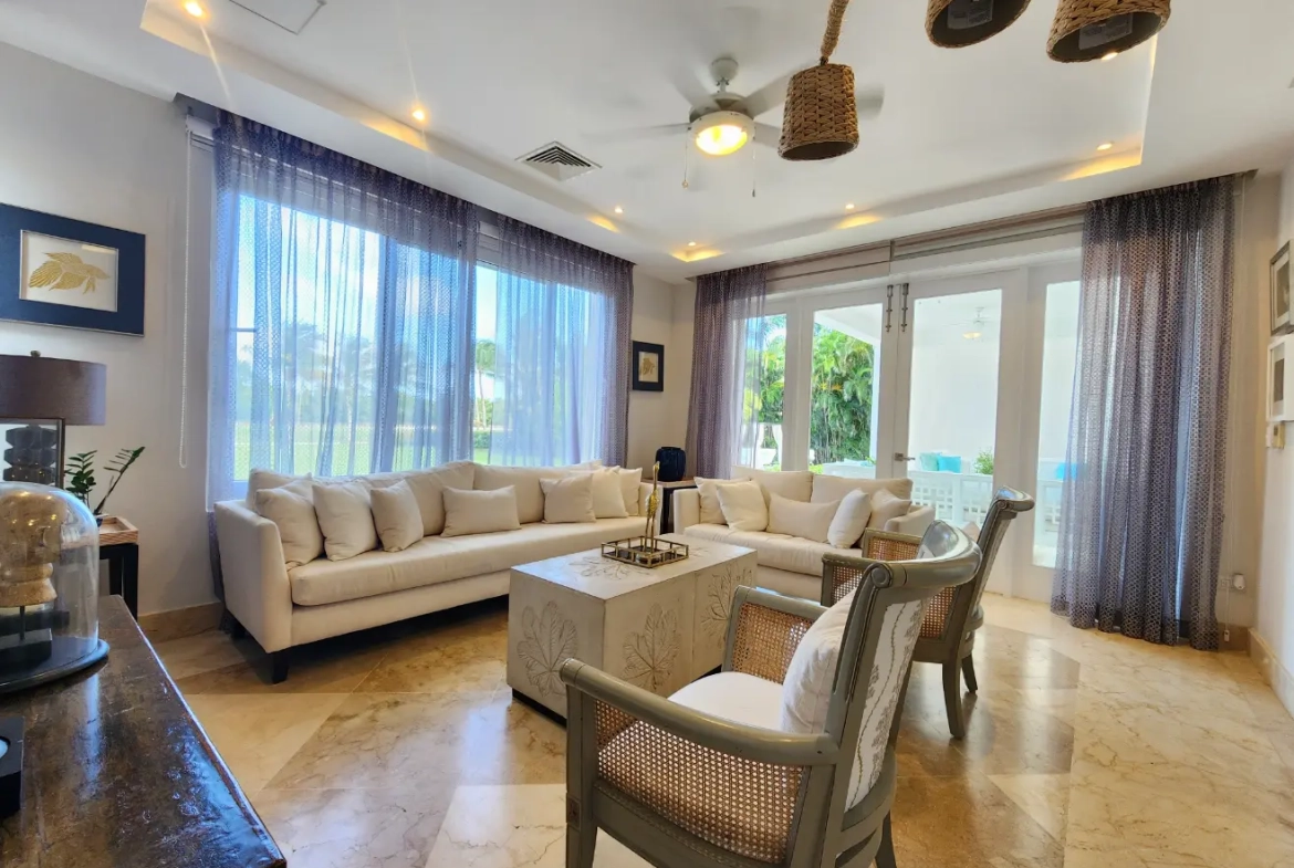 ID , Tortuga, Eight Bedroom Villa For Sale in Punta Cana Resort and Club ()