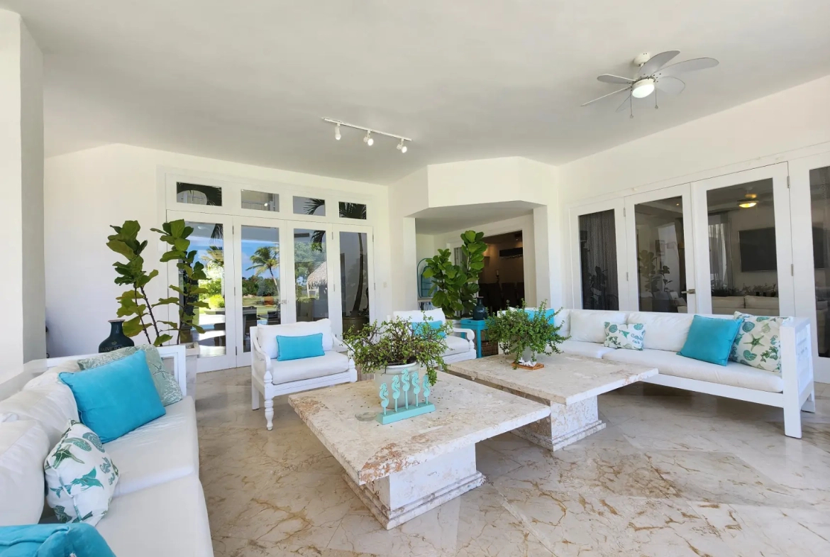 ID , Tortuga, Eight Bedroom Villa For Sale in Punta Cana Resort and Club ()