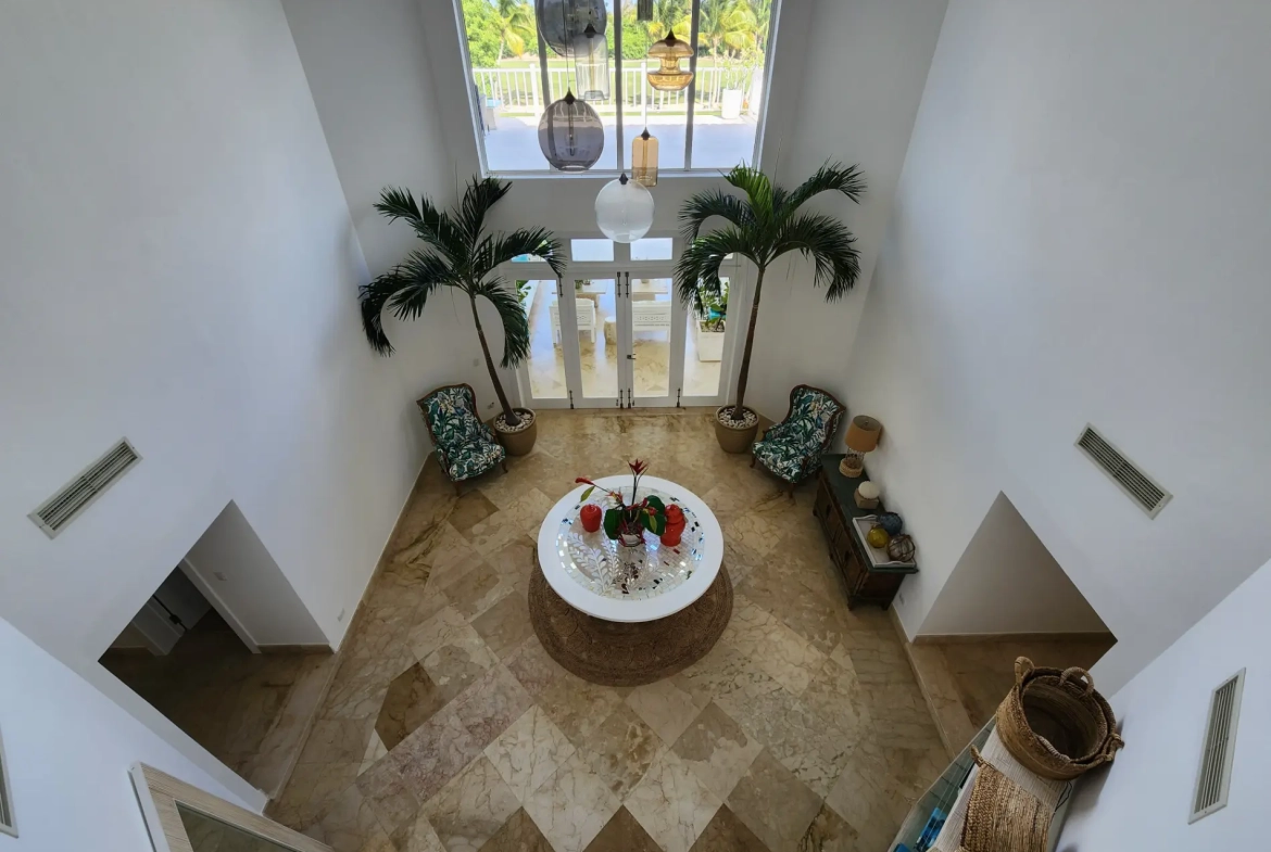 ID , Tortuga, Eight Bedroom Villa For Sale in Punta Cana Resort and Club ()