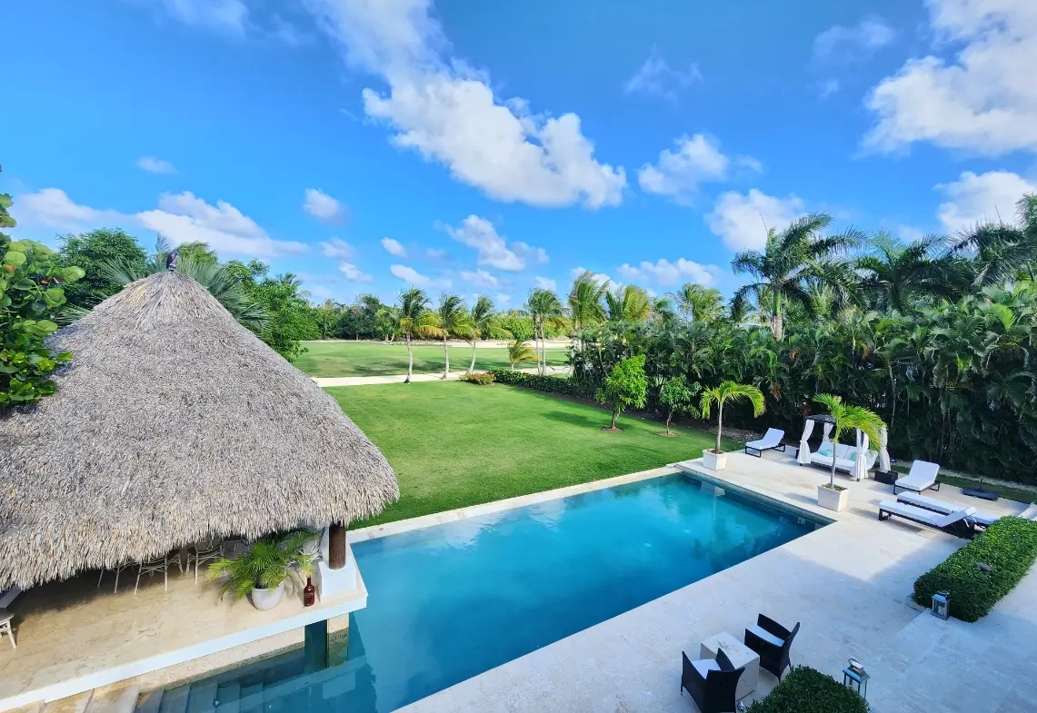 ID , Tortuga, Eight Bedroom Villa For Sale in Punta Cana Resort and Club ()