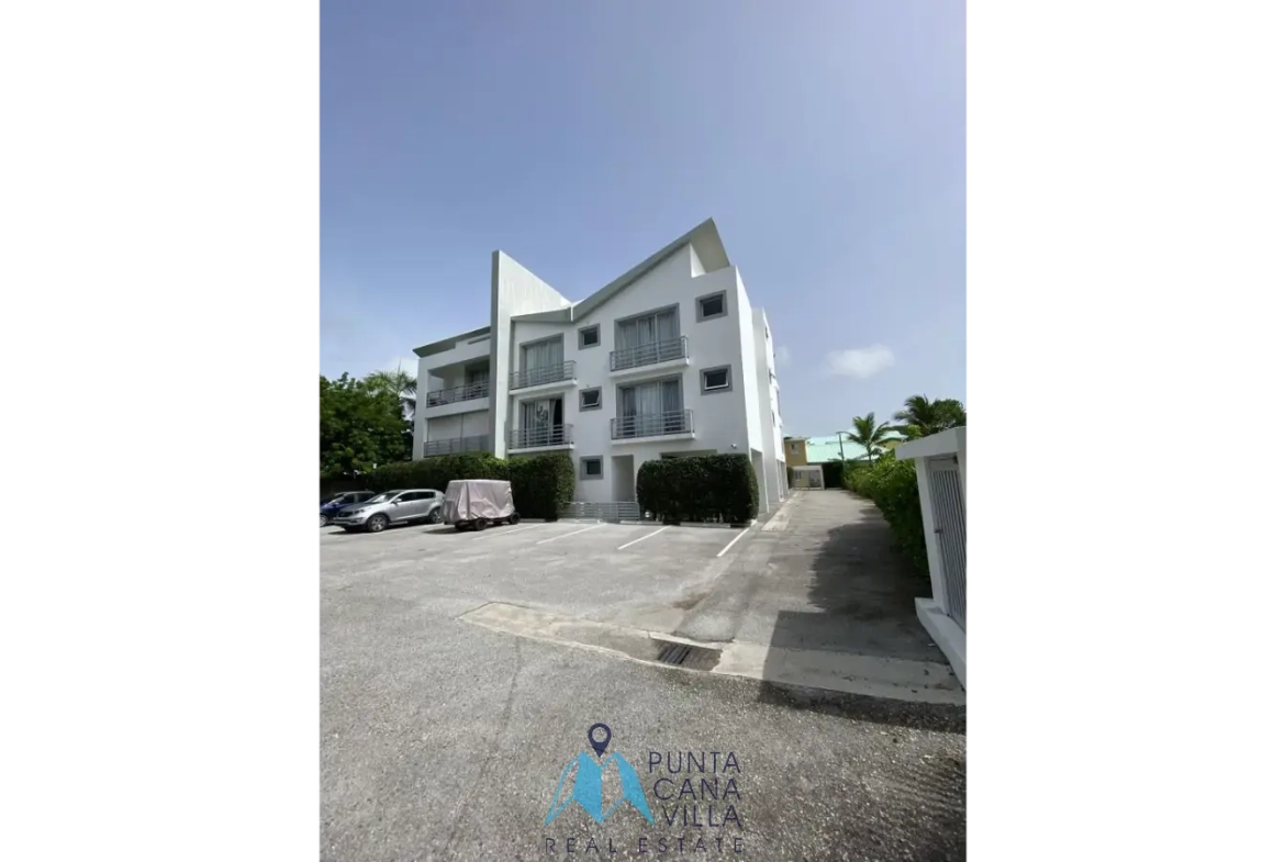 , Condo meublé de deux chambres à vendre à Punta Cana Village ()