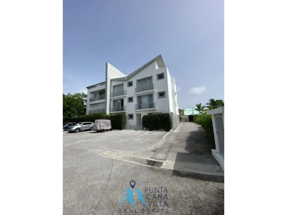 , Furnished two bedroom apartment for sale in Punta Cana Village ()