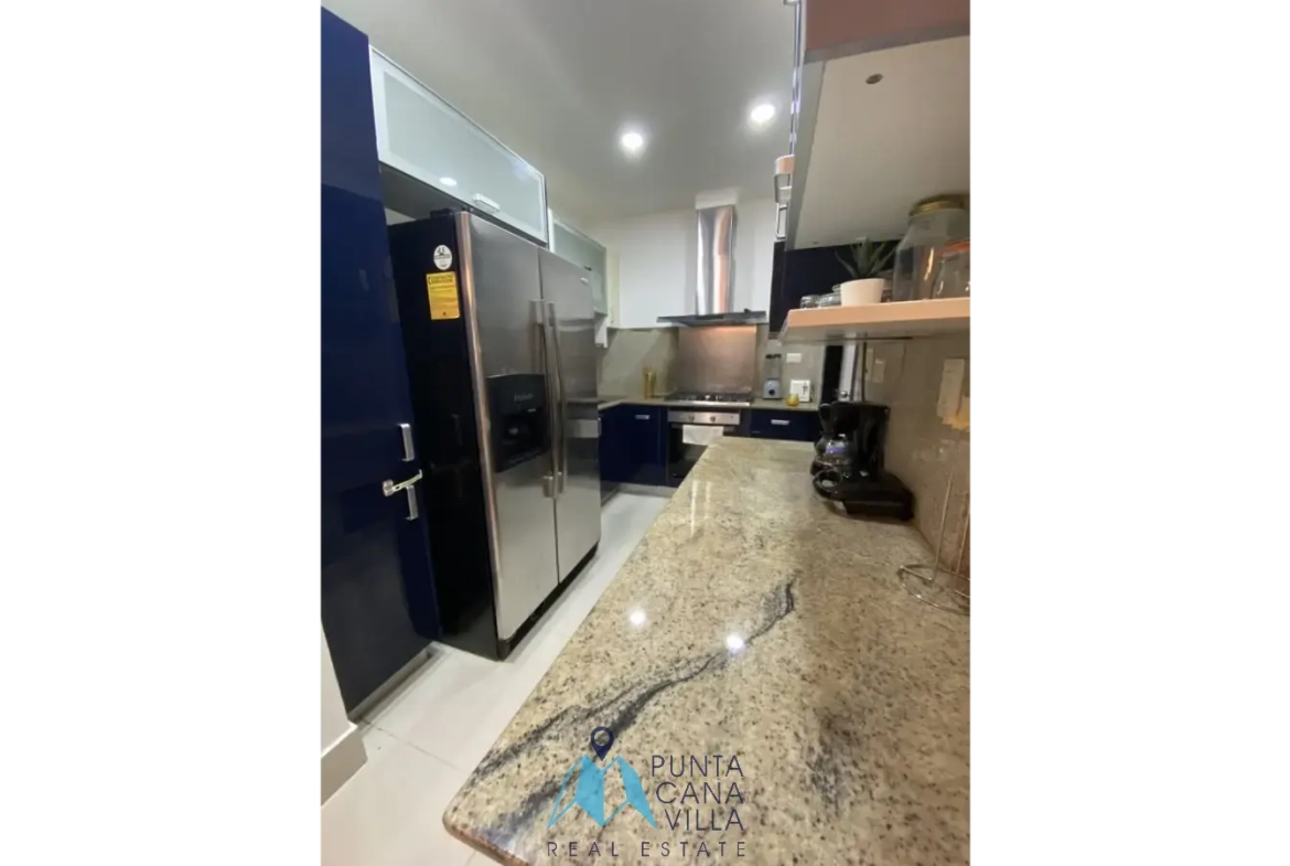 Condo meublé de deux chambres à vendre à Punta Cana Village