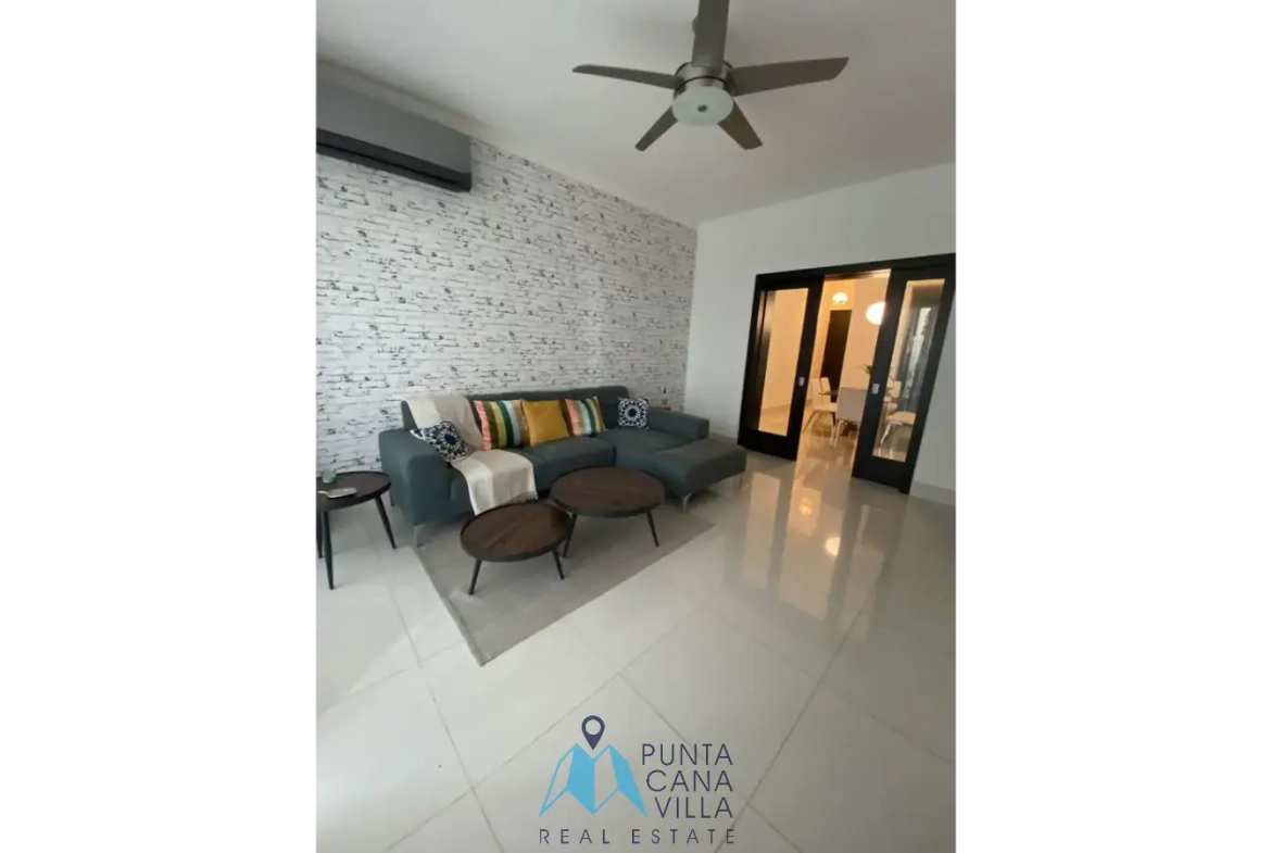 Condo meublé de deux chambres à vendre à Punta Cana Village