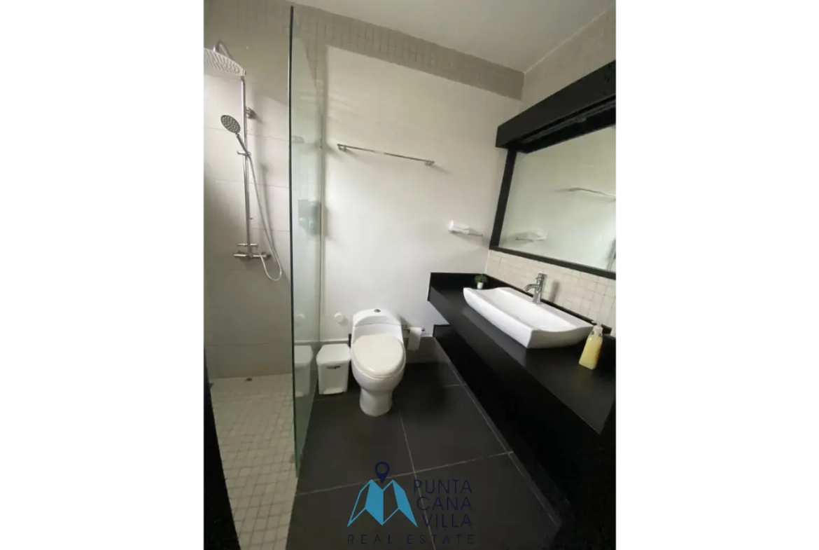 Condo meublé de deux chambres à vendre à Punta Cana Village