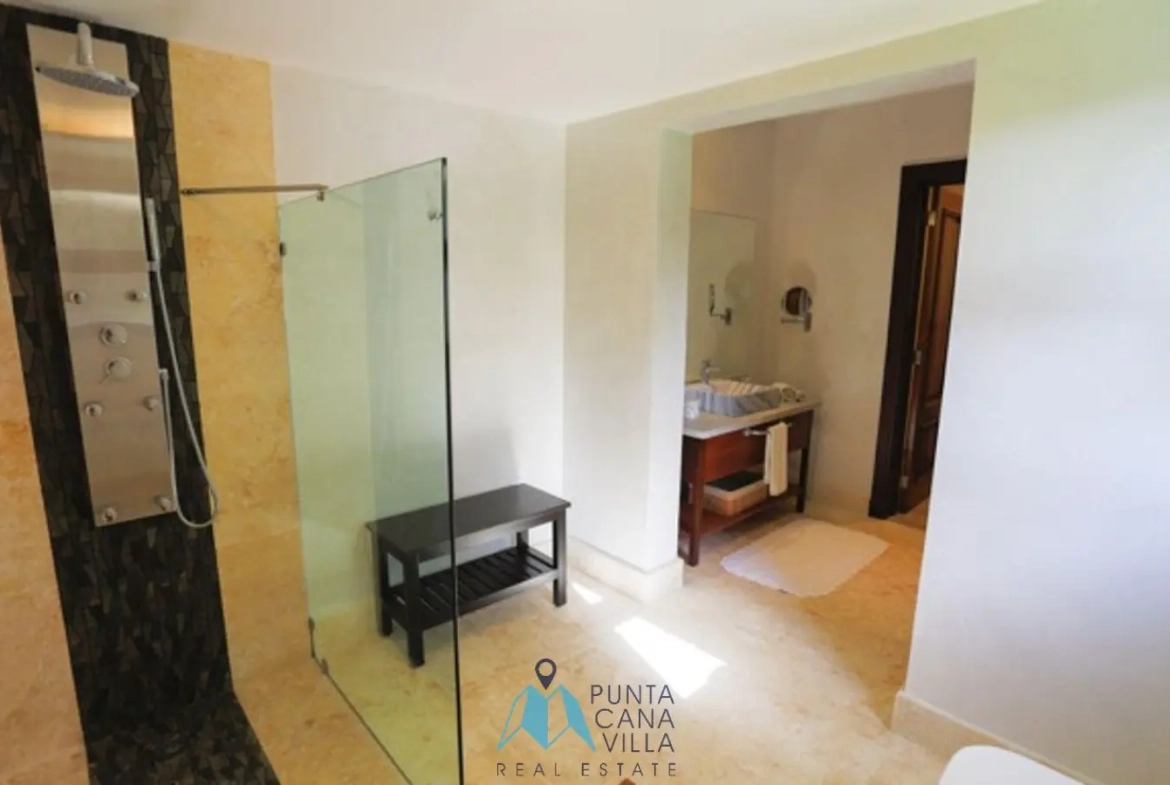 Punta Cana, Maison meublée de quatre chambres à vendre à Tortuga Bay