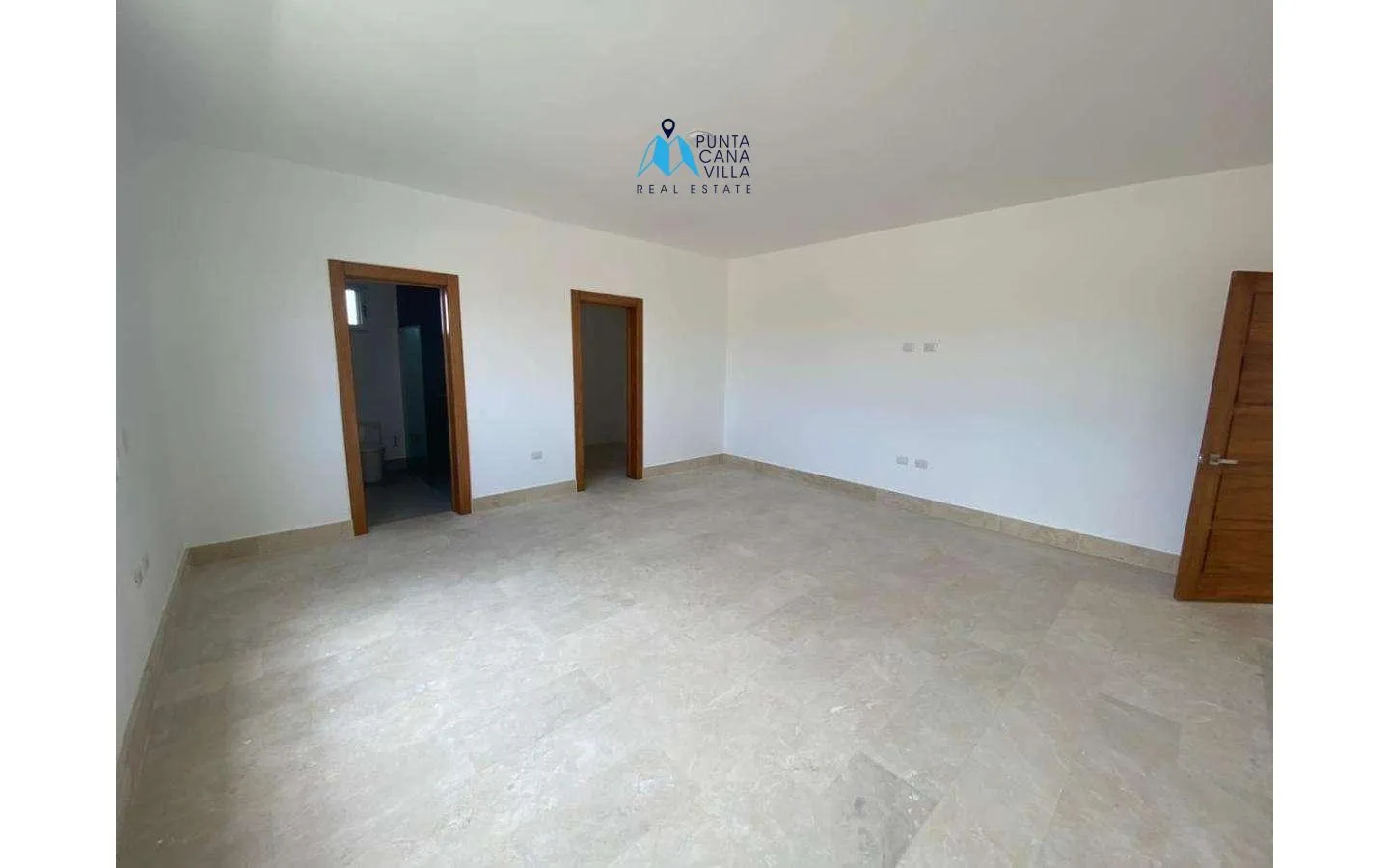 West Village, Villa de cuatro habitaciones en venta en Punta Cana Village