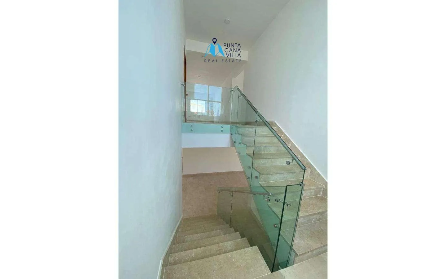 West Village, Villa de cuatro habitaciones en venta en Punta Cana Village