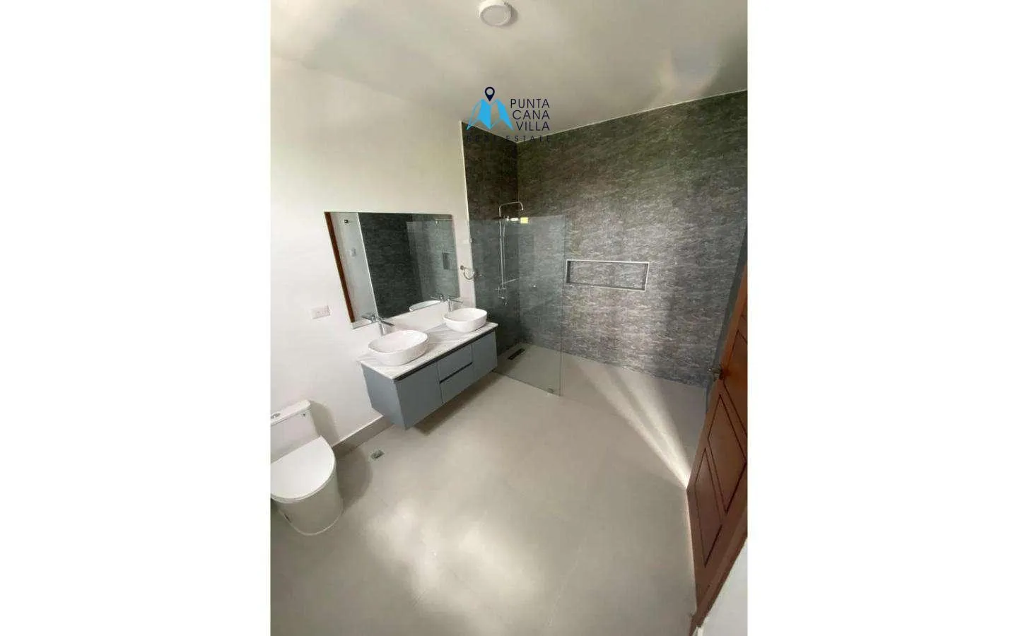 West Village, Villa de cuatro habitaciones en venta en Punta Cana Village