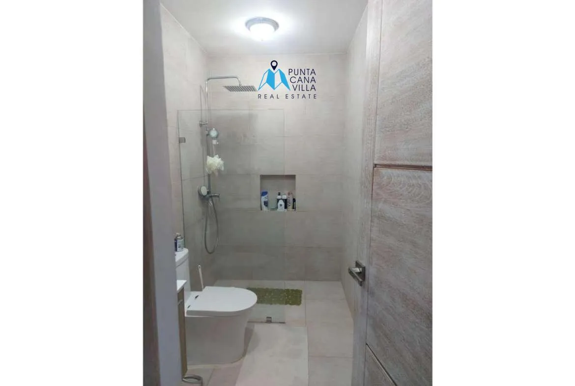 Spacious three bedroom condo for sale in Punta Cana Village ()