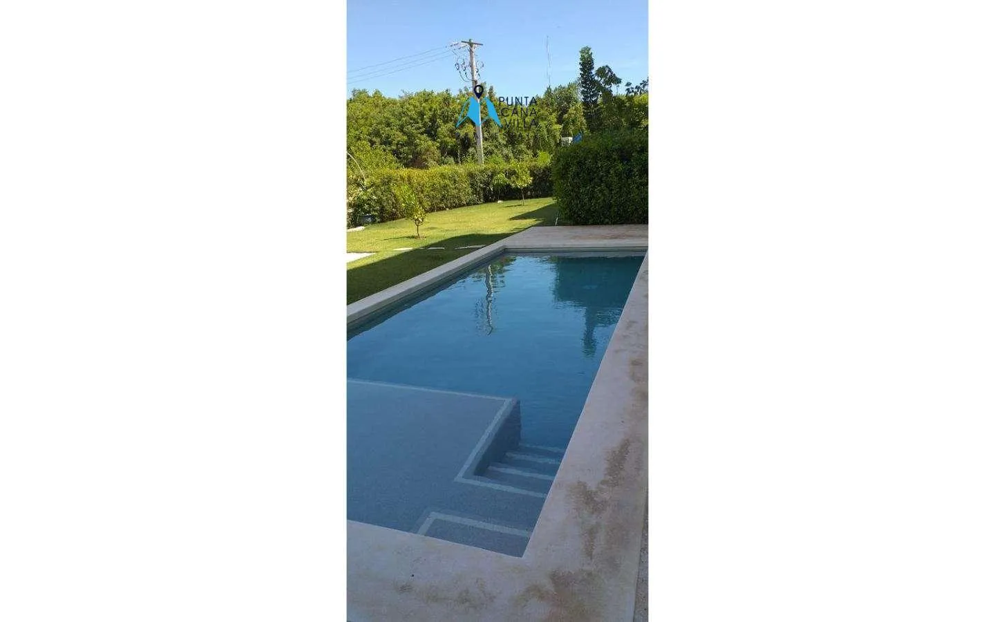 Condo spacieux de trois chambres à coucher à vendre dans le village de Punta Cana
