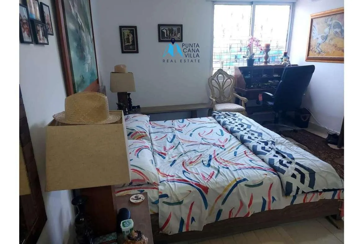 Spacious three bedroom condo for sale in Punta Cana Village ()