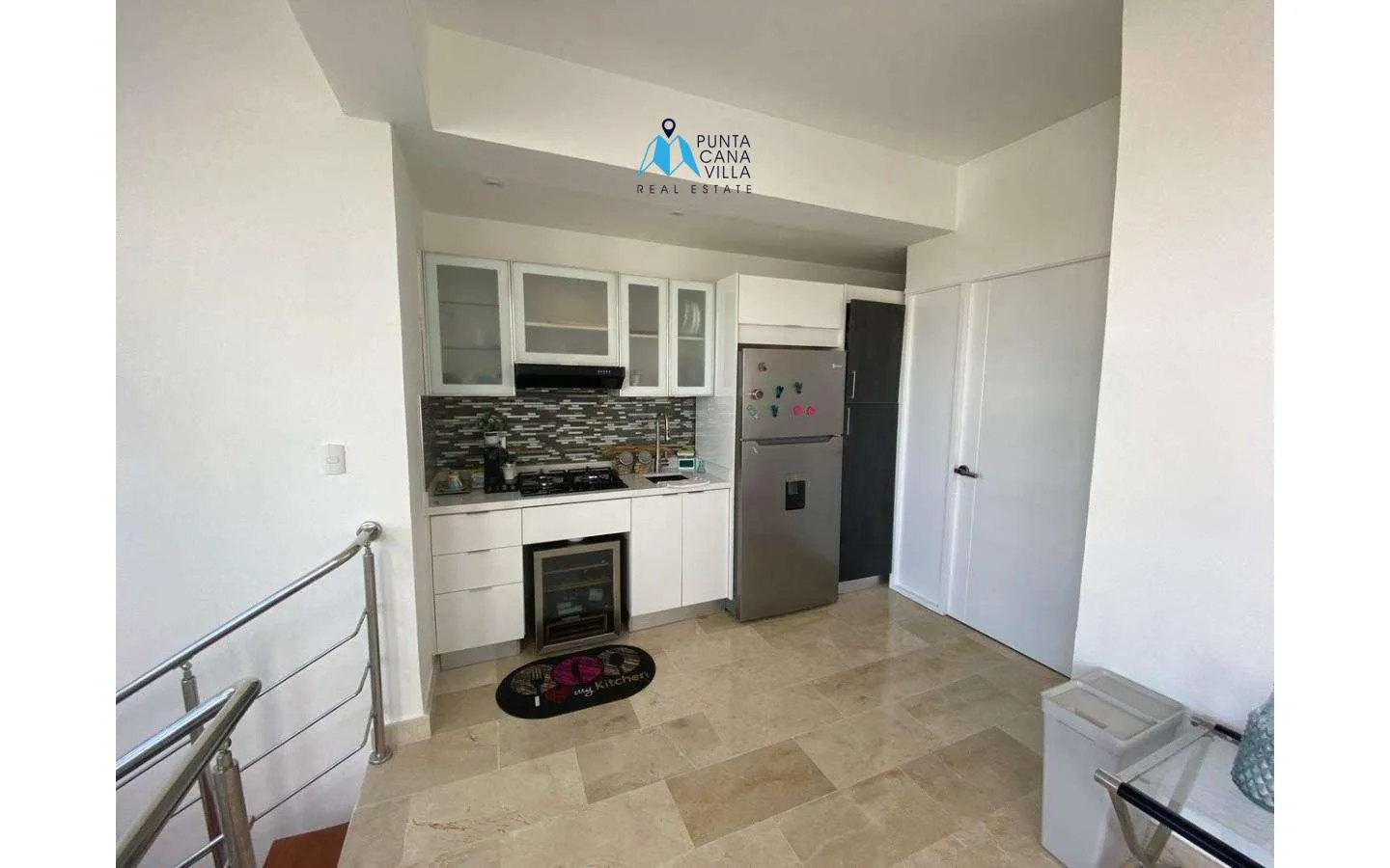 Three bedroom furnished penthouse for sale in Punta Cana Village () Three bedroom furnished penthouse for sale in Punta Cana Village ()