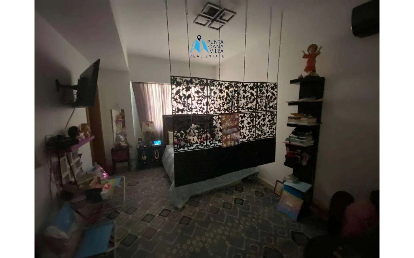 Three bedroom furnished penthouse for sale in Punta Cana Village () Three bedroom furnished penthouse for sale in Punta Cana Village ()