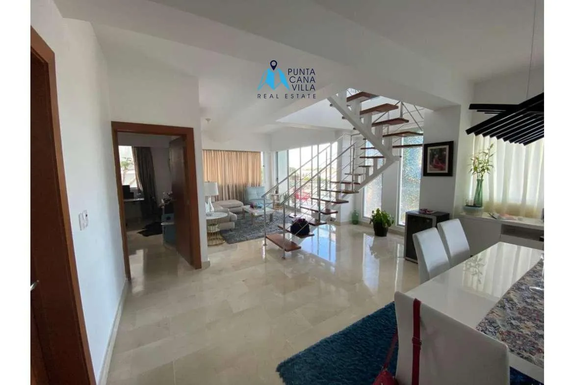 Three bedroom furnished penthouse for sale in Punta Cana Village ()