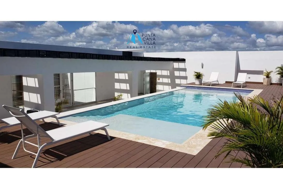 Three bedroom furnished penthouse for sale in Punta Cana Village ()