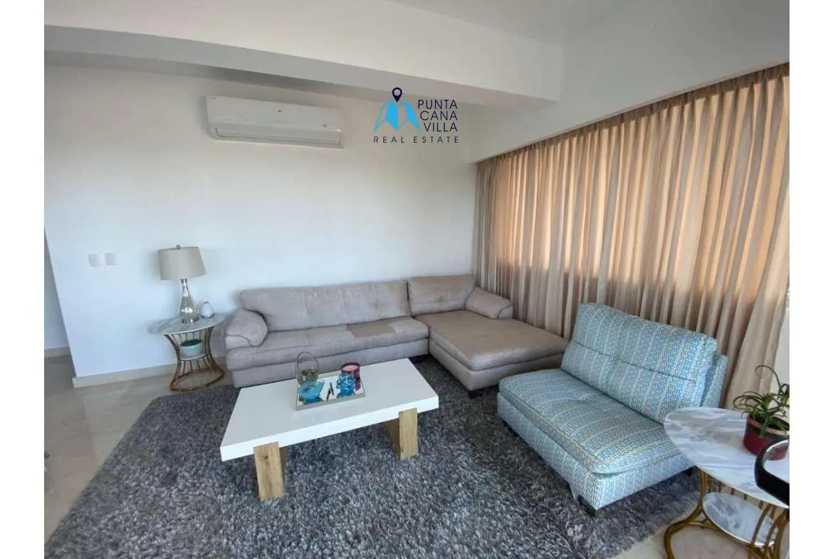 Three bedroom furnished penthouse for sale in Punta Cana Village ()