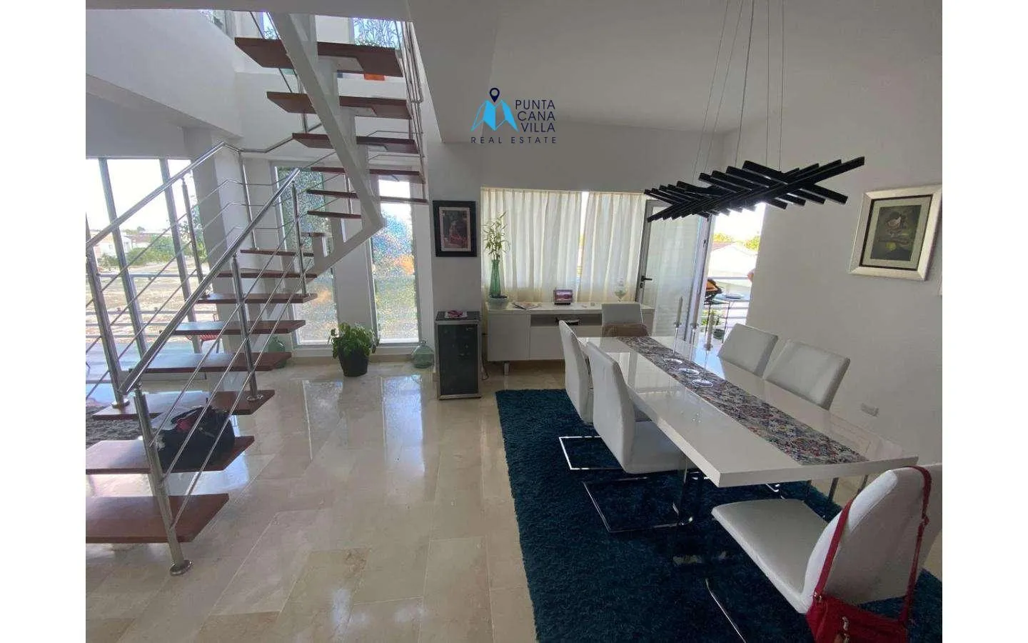 Three bedroom furnished penthouse for sale in Punta Cana Village () Three bedroom furnished penthouse for sale in Punta Cana Village ()