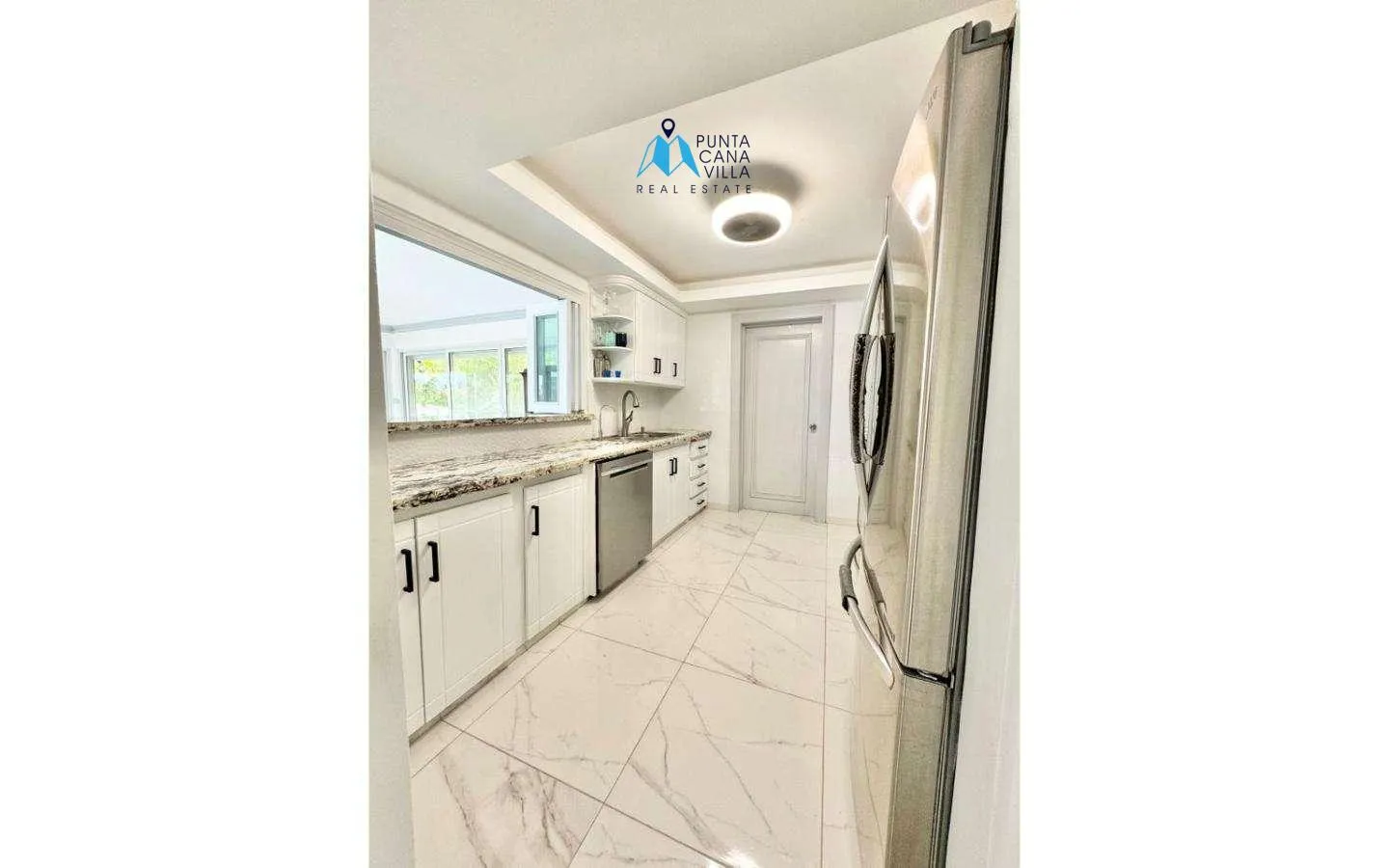 Cocotal, Villa de cuatro habitaciones en venta en Bávaro