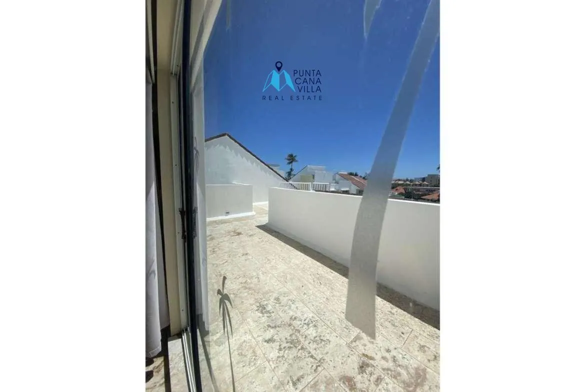 Los Corales One Bedroom Penthouse For Sale In Bavaro ()