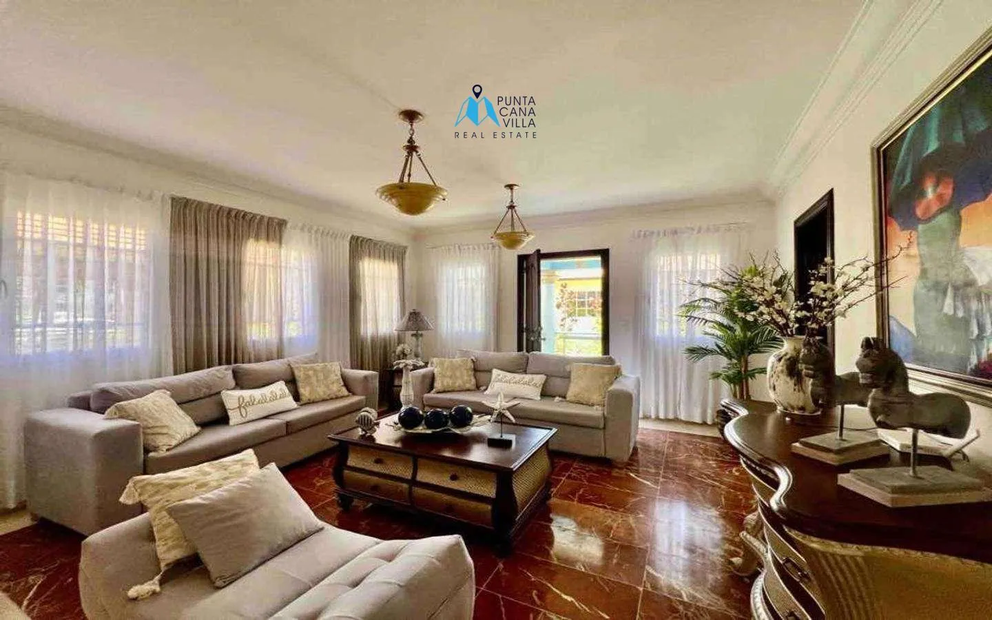 Cocotal, Villa de cuatro habitaciones en venta en Bávaro