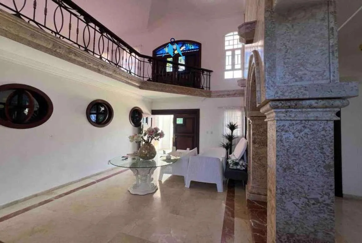Cocotal Four bedroom villa for sale in Bavaro ()