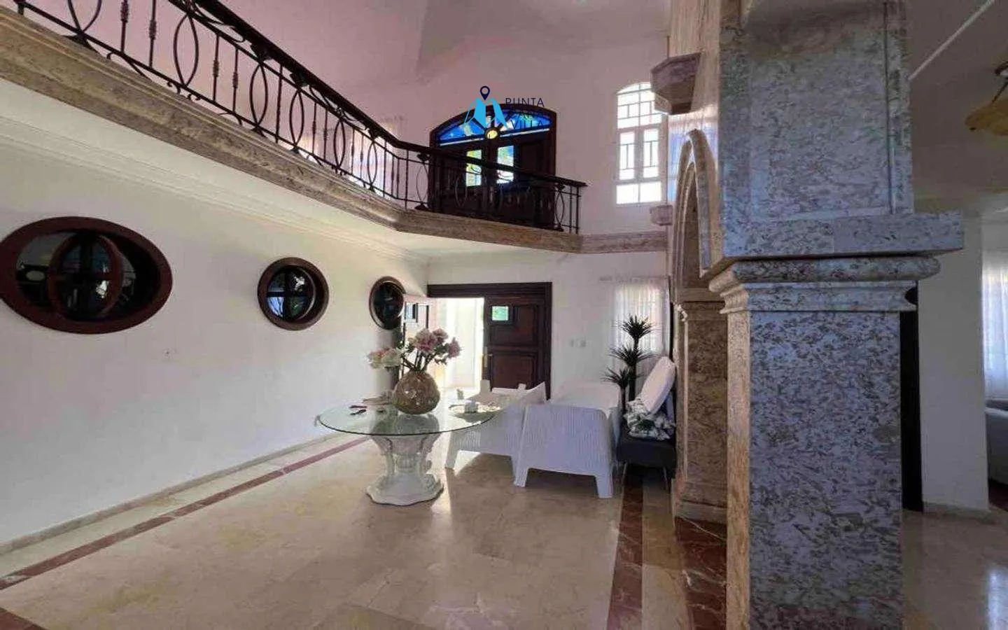 Cocotal, Villa de cuatro habitaciones en venta en Bávaro