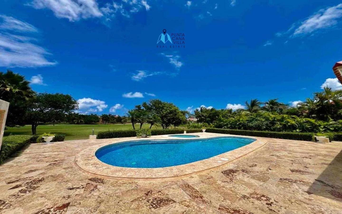 Cocotal, Villa de cuatro habitaciones en venta en Bávaro