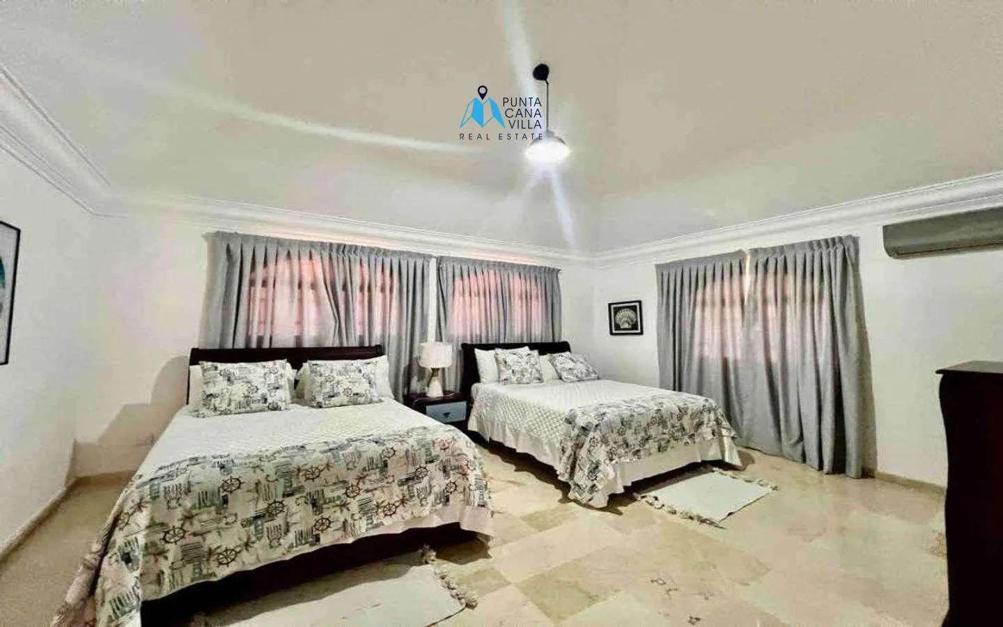Cocotal, Villa de cuatro habitaciones en venta en Bávaro