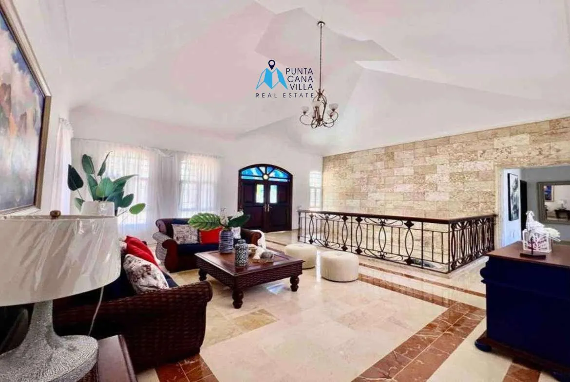 Cocotal Four bedroom villa for sale in Bavaro ()