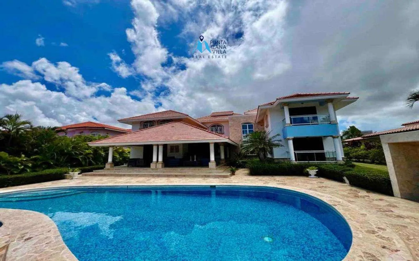 Cocotal, Villa de cuatro habitaciones en venta en Bávaro
