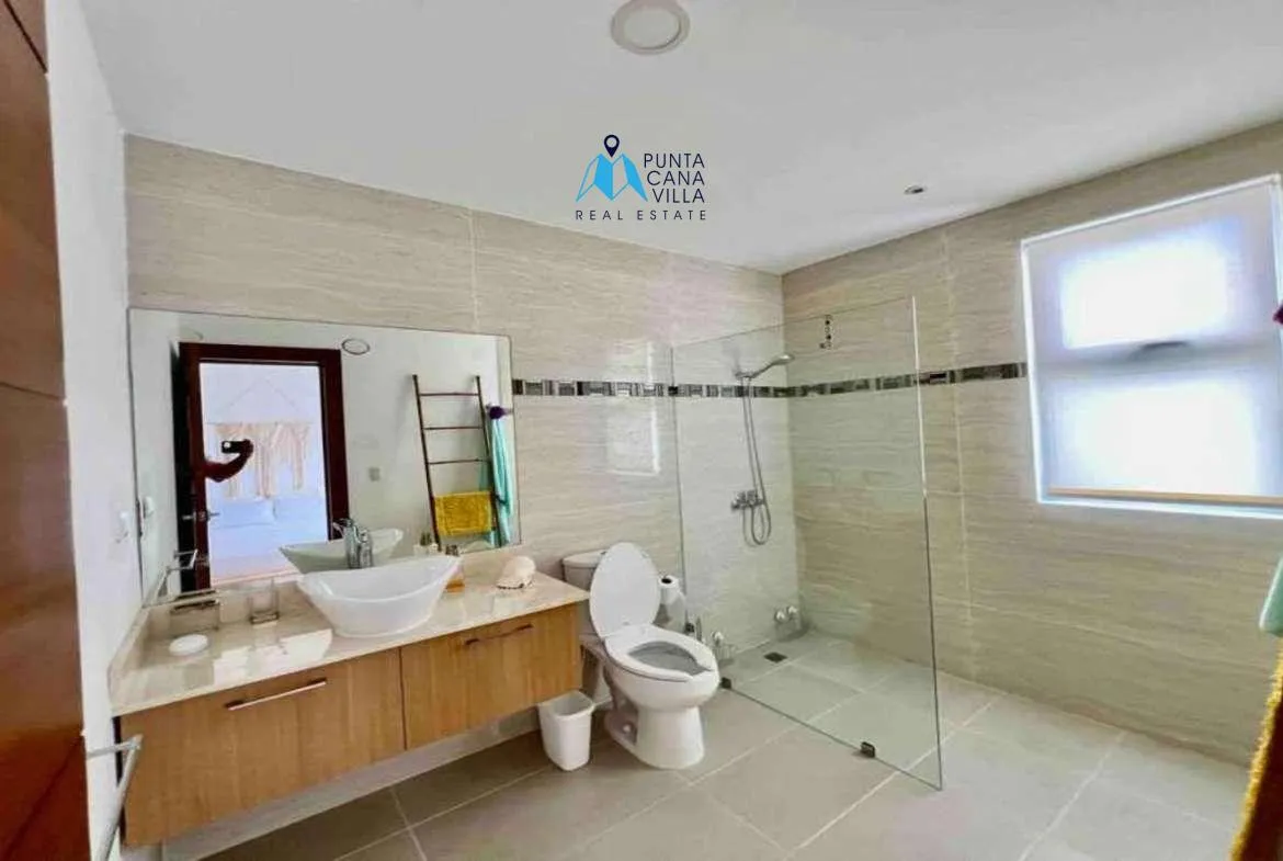 Bavaro Three bedroom villa for sale in Downtown Punta Cana ()