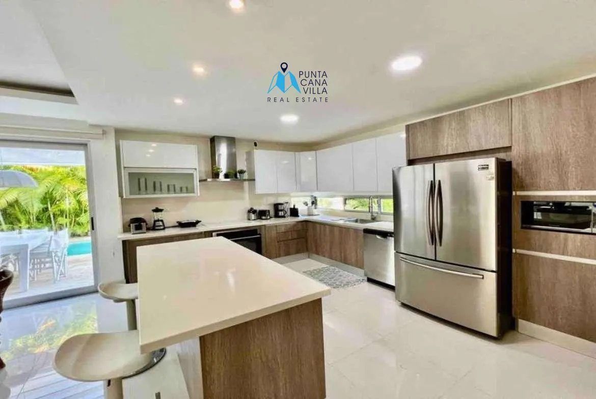Bavaro Three bedroom villa for sale in Downtown Punta Cana ()