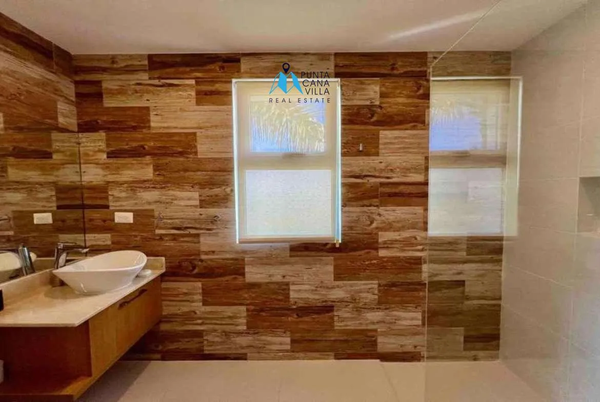 Bavaro Three bedroom villa for sale in Downtown Punta Cana ()