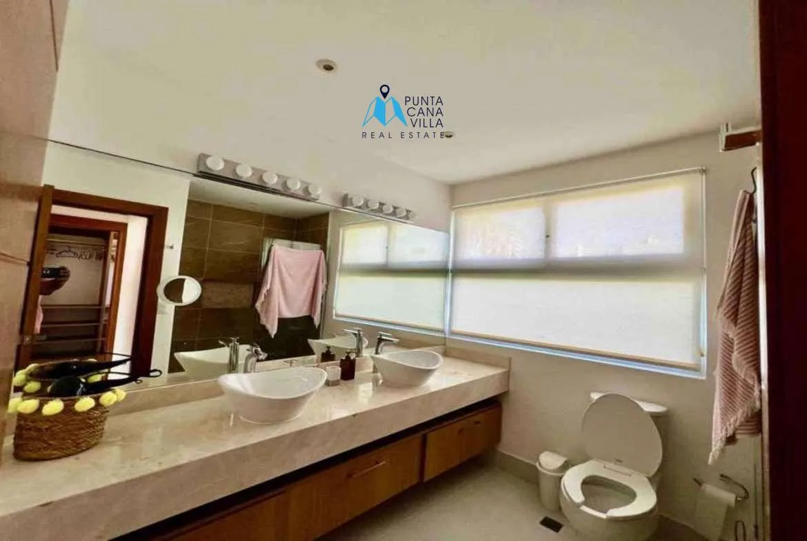 Bavaro Three bedroom villa for sale in Downtown Punta Cana ()