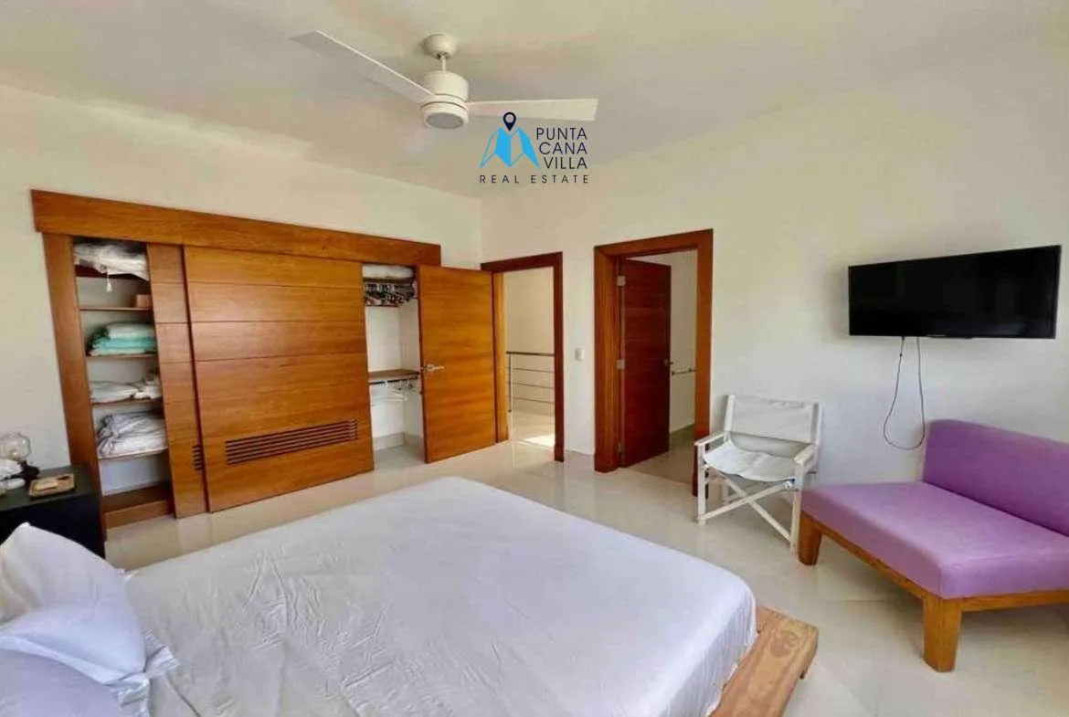 Bavaro Three bedroom villa for sale in Downtown Punta Cana ()