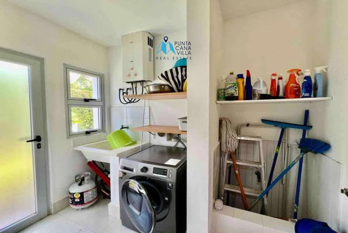 Bavaro Three bedroom villa for sale in Downtown Punta Cana ()