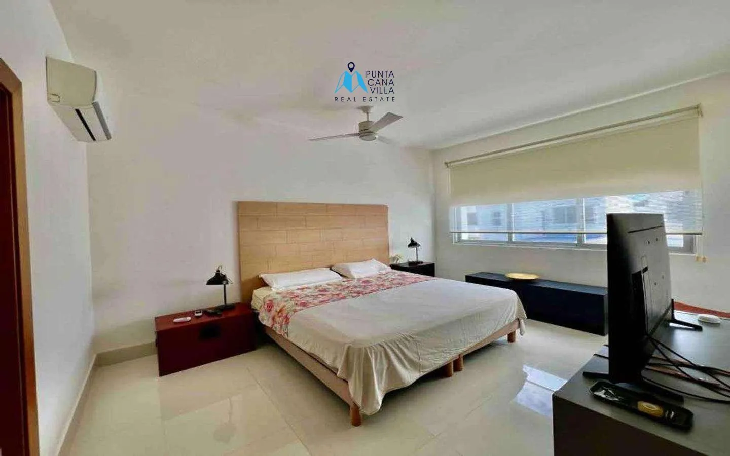 Bávaro, Villa de Tres Habitaciones En Venta En El Centro De Punta Cana