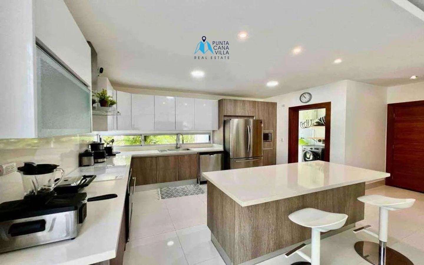 Bávaro, Villa de Tres Habitaciones En Venta En El Centro De Punta Cana
