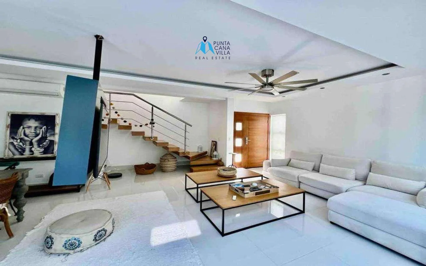 Bávaro, Villa de Tres Habitaciones En Venta En El Centro De Punta Cana