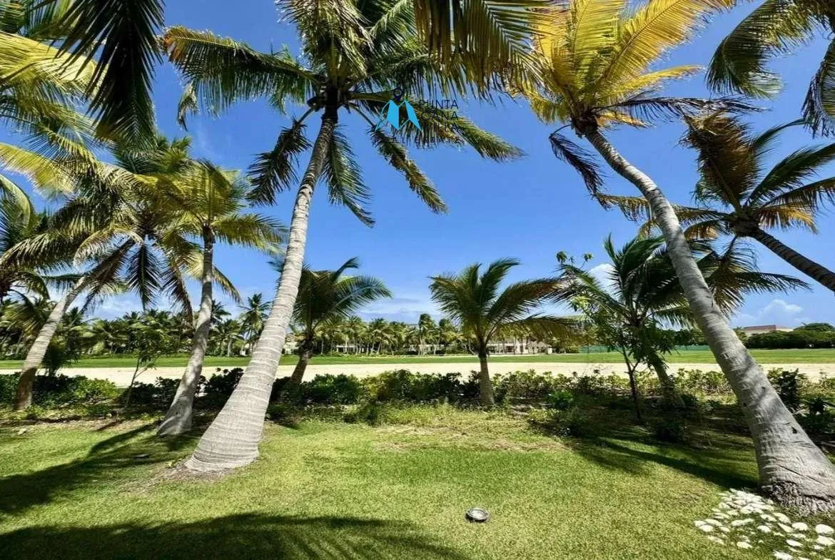 Villa Tortuga Four bedroom villa for sale in Punta Cana ()