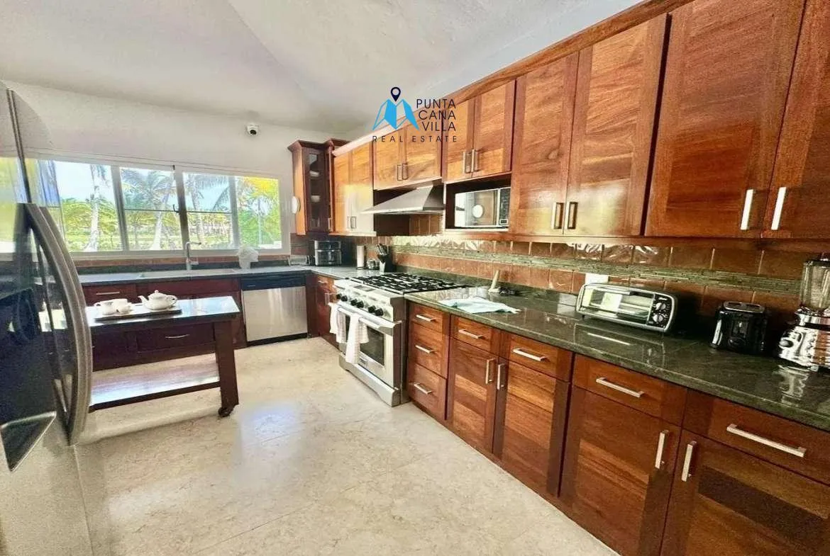 Villa Tortuga Four bedroom villa for sale in Punta Cana ()