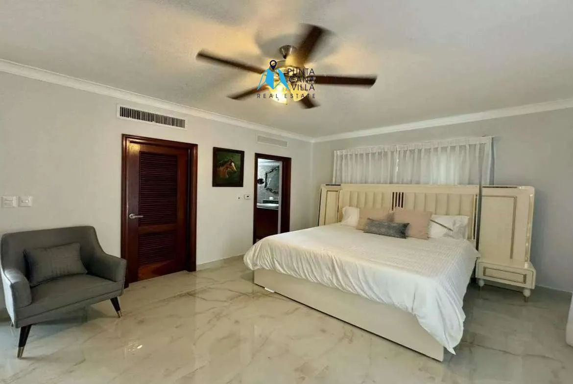 Villa Tortuga Four bedroom villa for sale in Punta Cana ()
