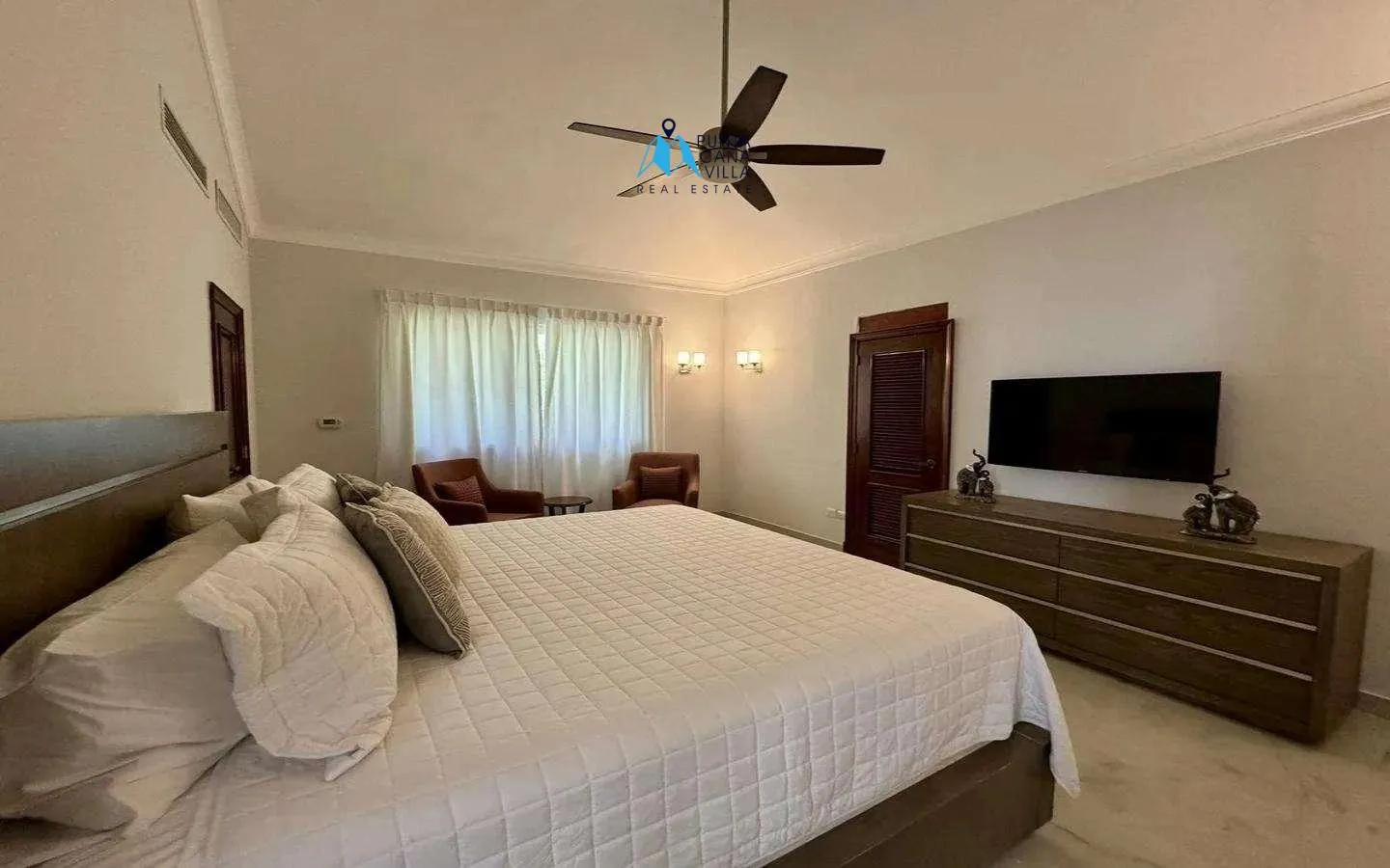 Villa Tortuga Four bedroom villa for sale in Punta Cana () Villa Tortuga Four bedroom villa for sale in Punta Cana ()