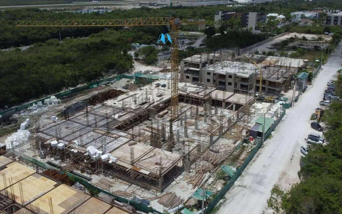 Green One 2, Apartamento De Tres Habitaciones En Venta En Punta Cana Village