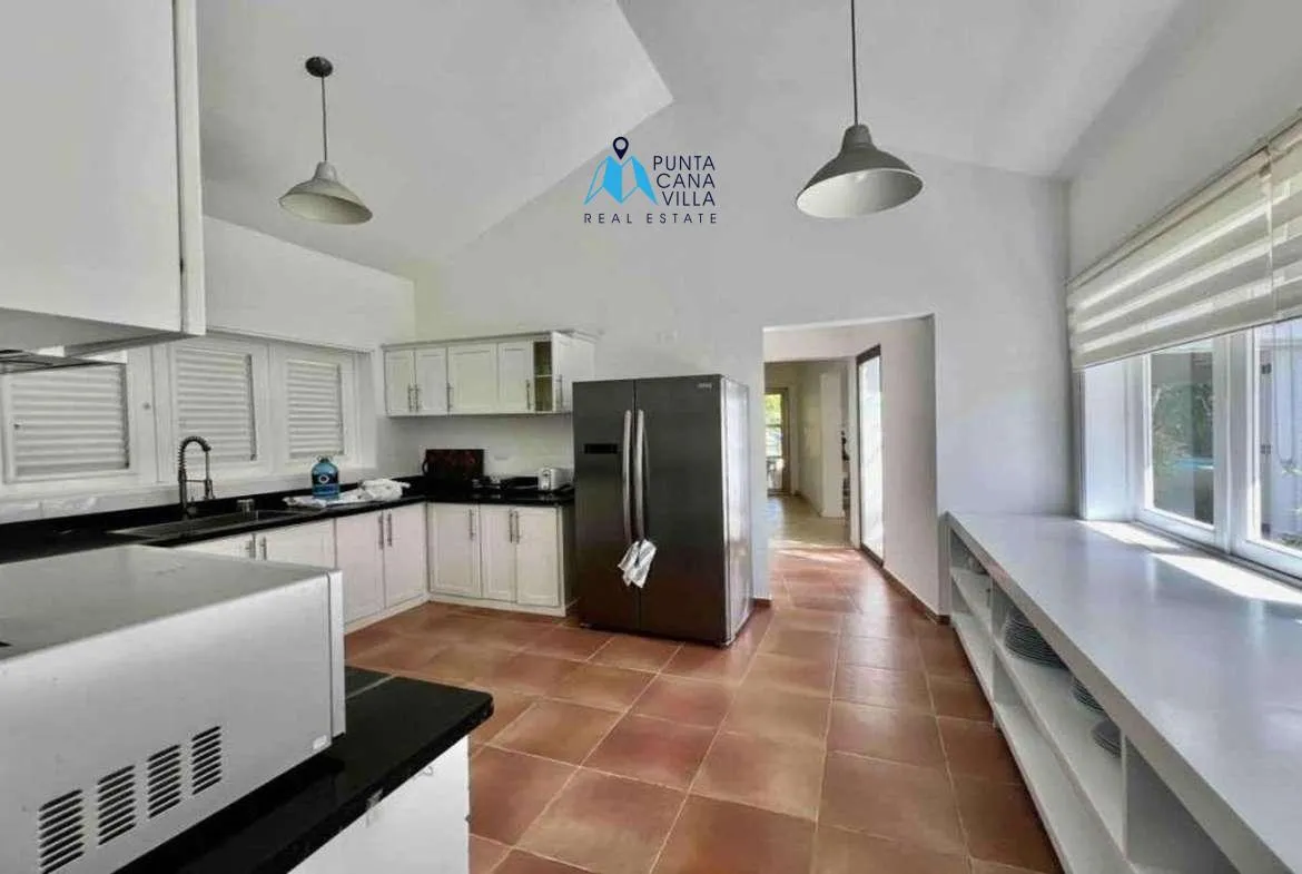 Furnished four bedroom Bavaro villa for sale in Cocotal ()