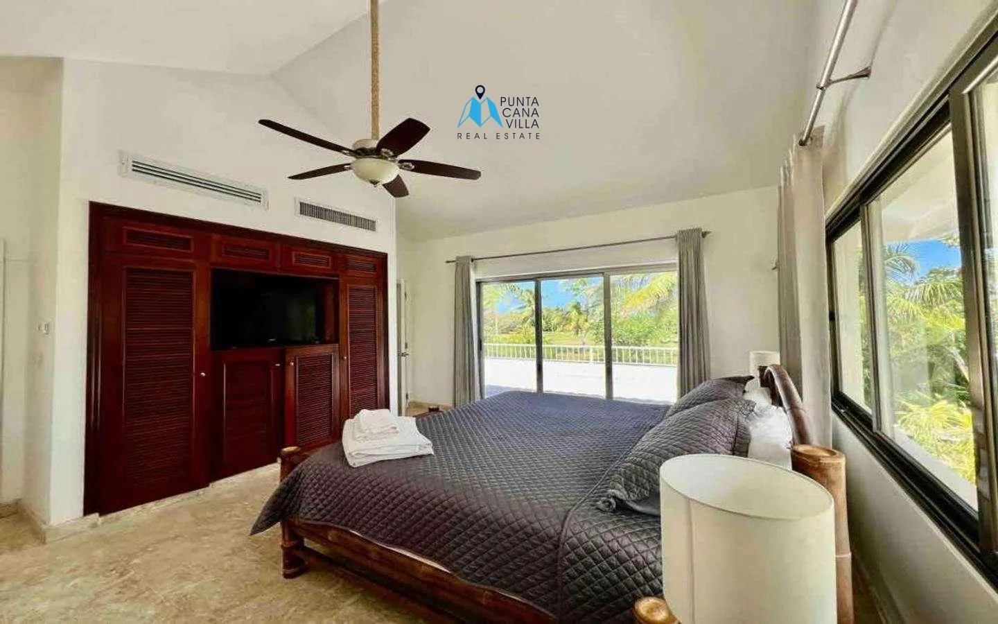 Furnished four bedroom Bavaro villa for sale in Cocotal ()