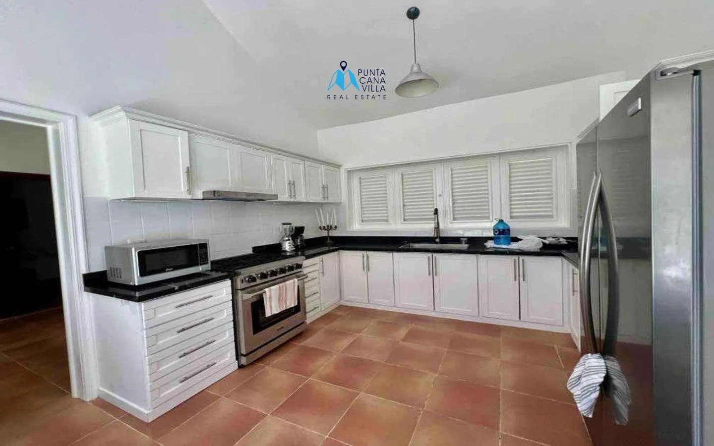 Furnished four bedroom Bavaro villa for sale in Cocotal ()