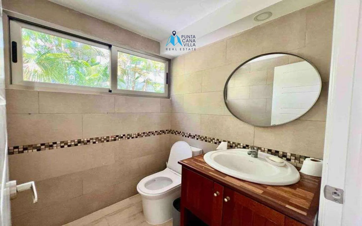 Furnished four bedroom Bavaro villa for sale in Cocotal ()